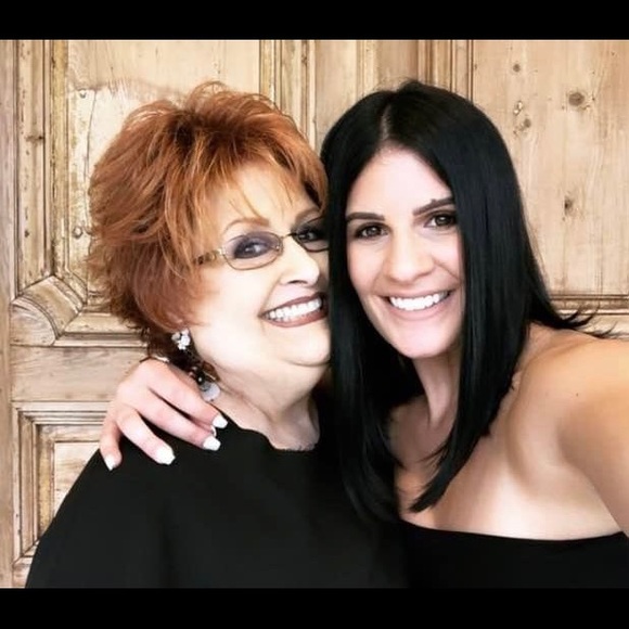 Meet your Posher, Lana - Picture 11 of 16